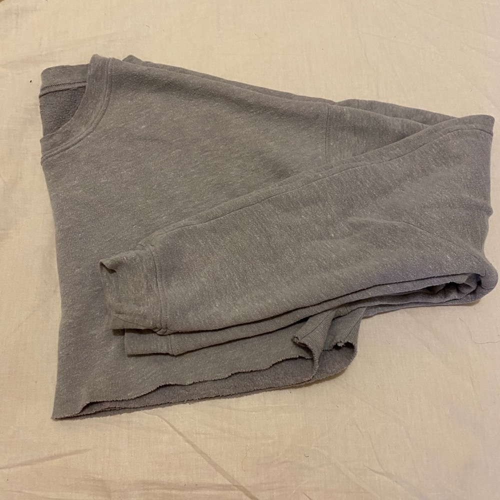 ALO crop long sleeve